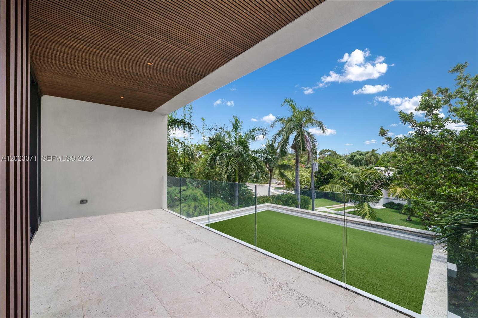 28 W Dilido Dr, Miami Beach FL 33139
