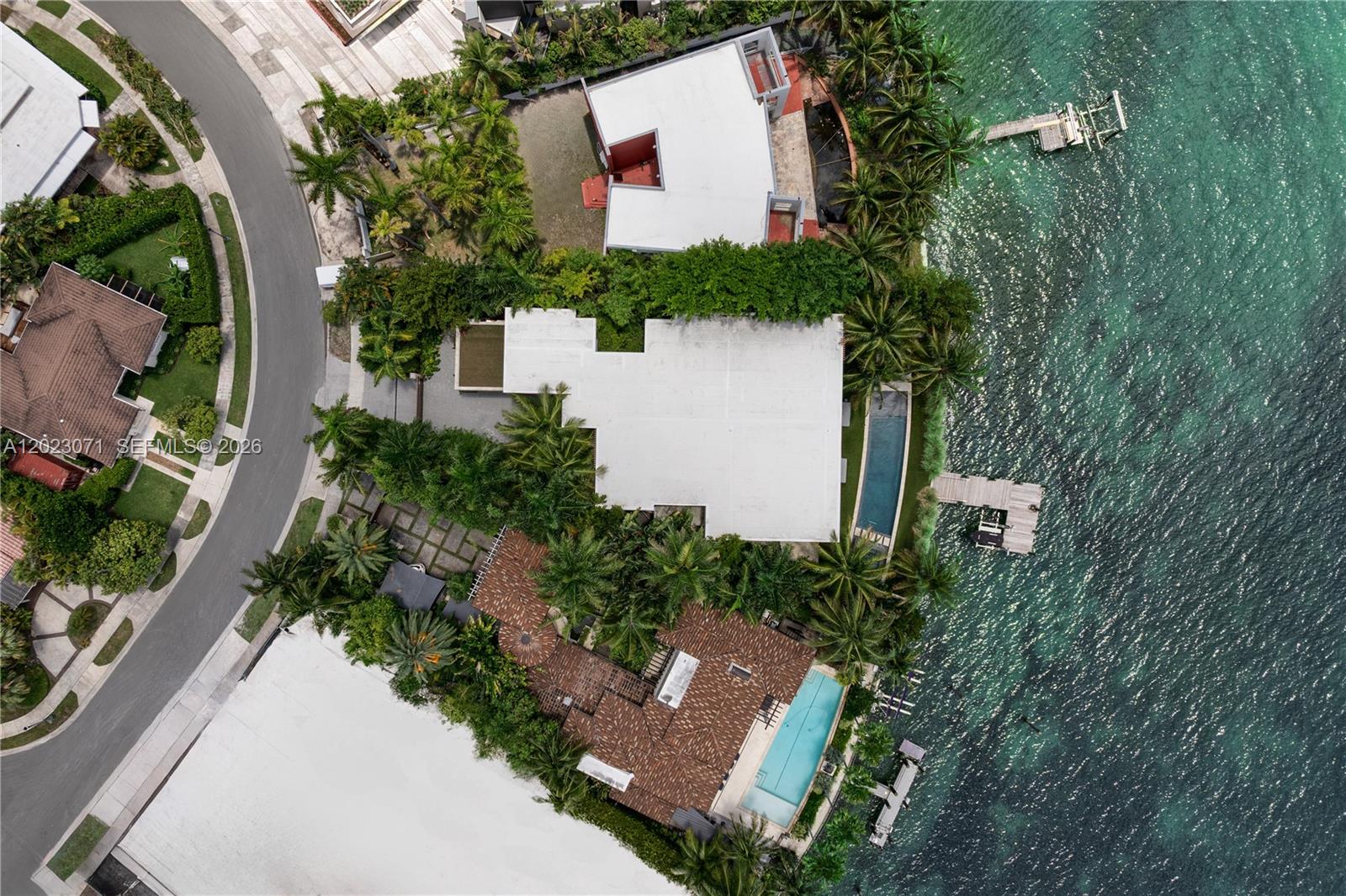 28 W Dilido Dr, Miami Beach FL 33139
