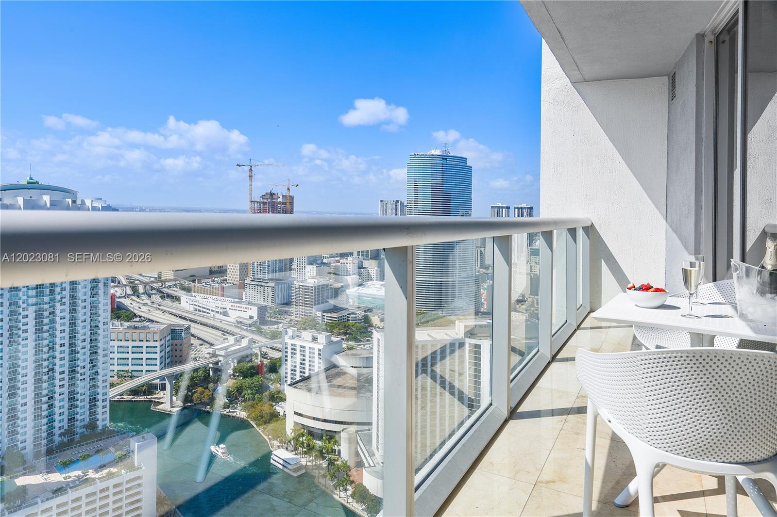 485 Brickell Ave #4206, Miami FL 33131