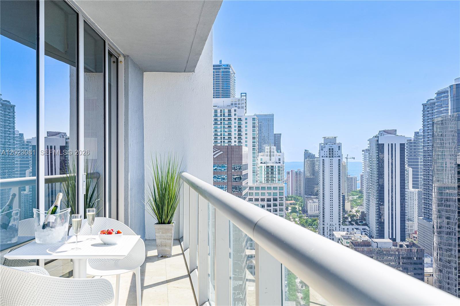 485 Brickell Ave #4206, Miami FL 33131