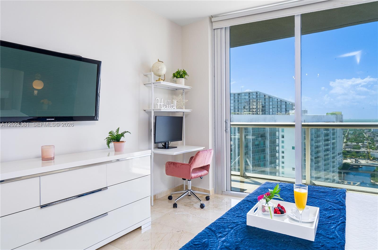 485 Brickell Ave #4206, Miami FL 33131