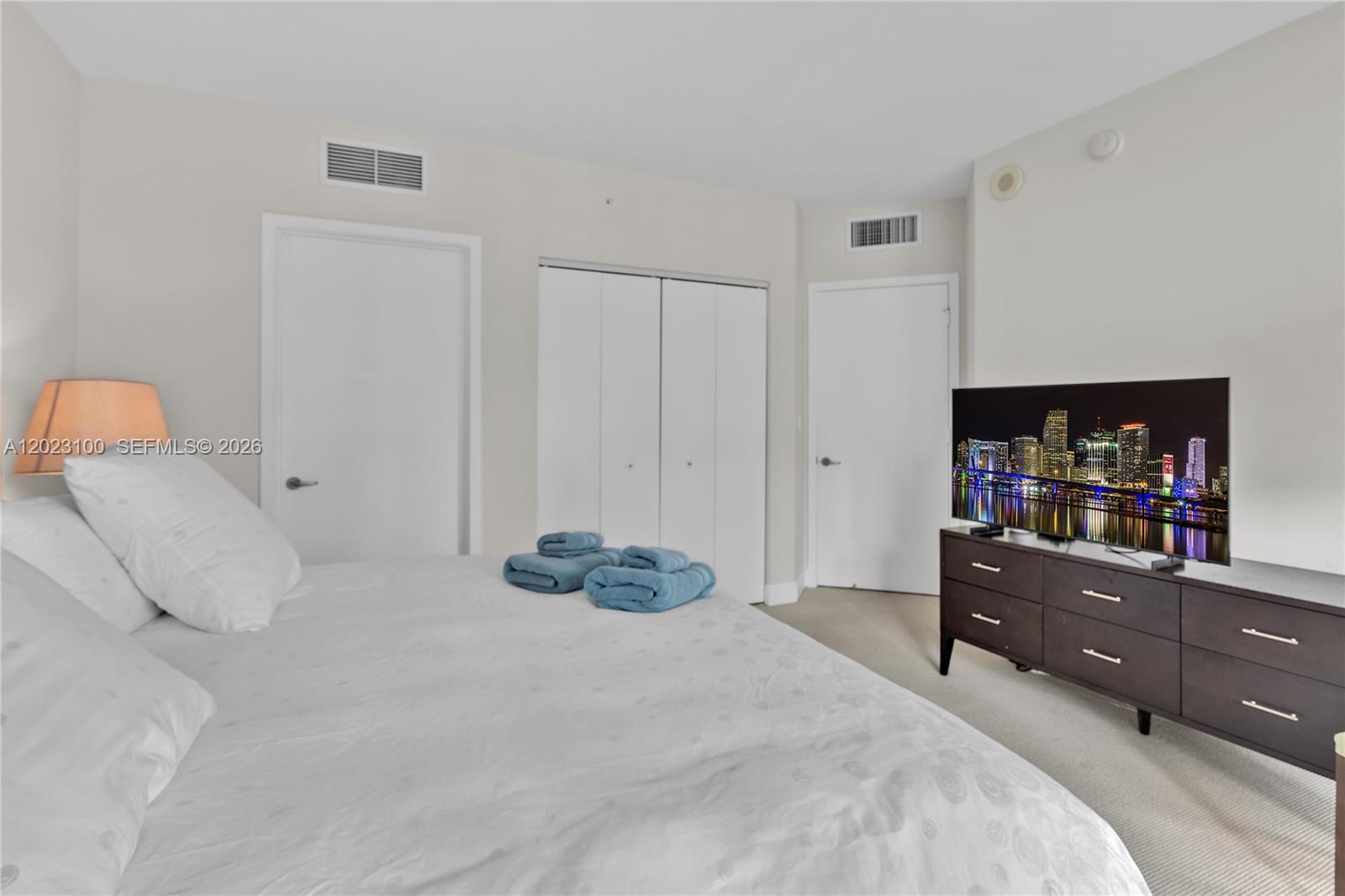 1331 Brickell Bay Dr #2007, Miami FL 33131
