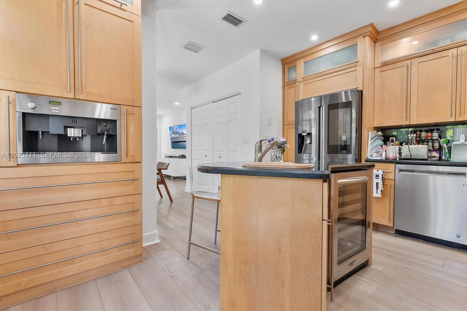 2231 SW 17th St, Miami FL 33145