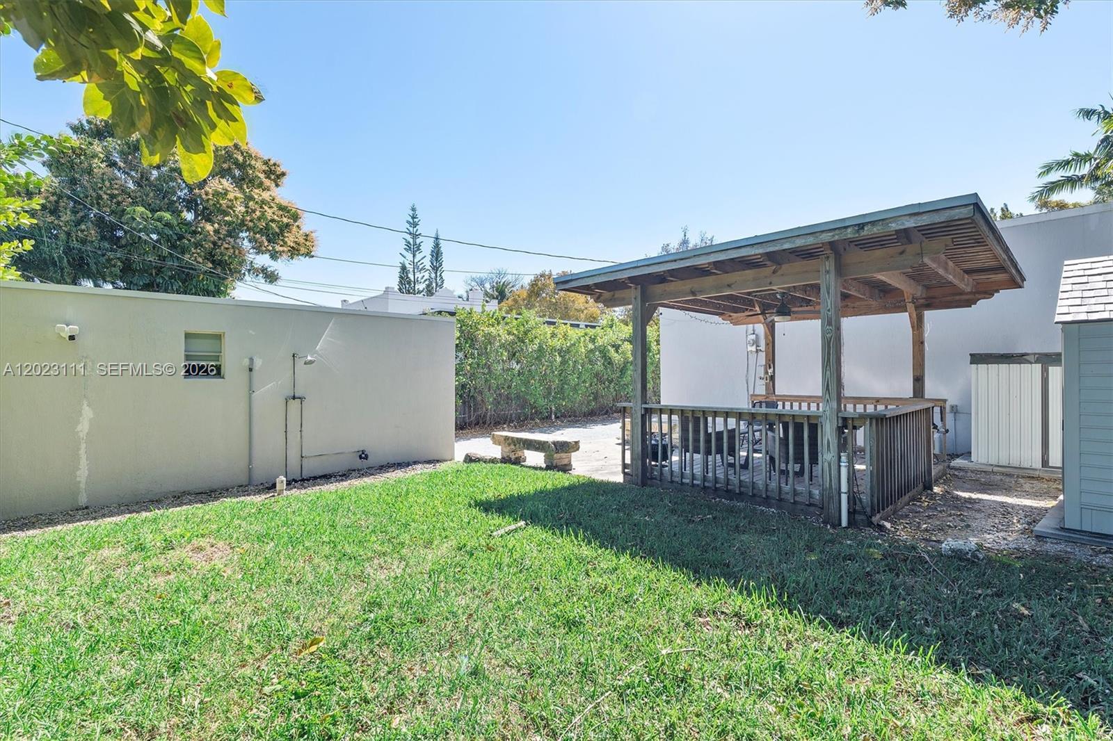 2231 SW 17th St, Miami FL 33145