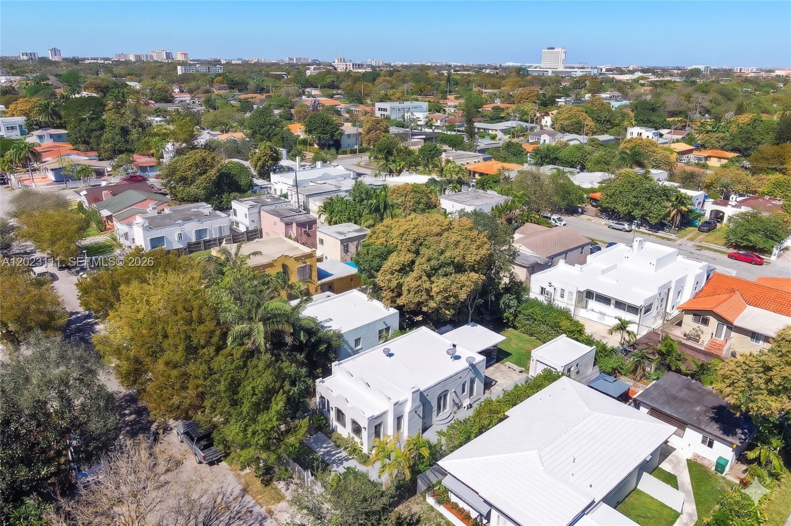 2231 SW 17th St, Miami FL 33145