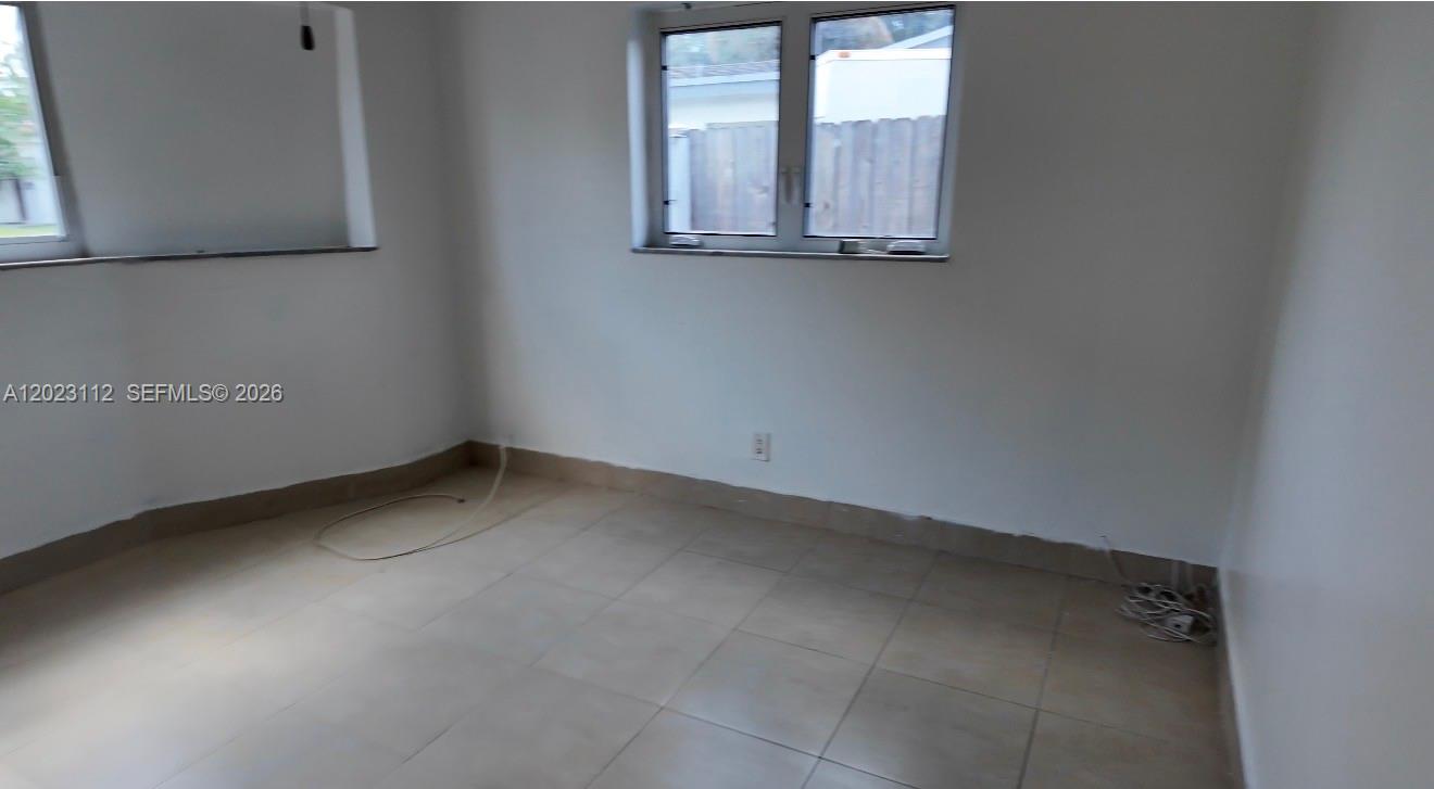 3601 NW 34th Ave, Lauderdale Lakes FL 33309