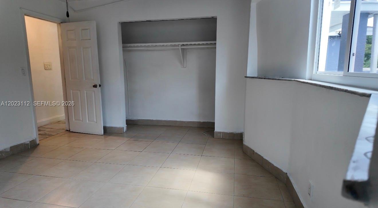 3601 NW 34th Ave, Lauderdale Lakes FL 33309