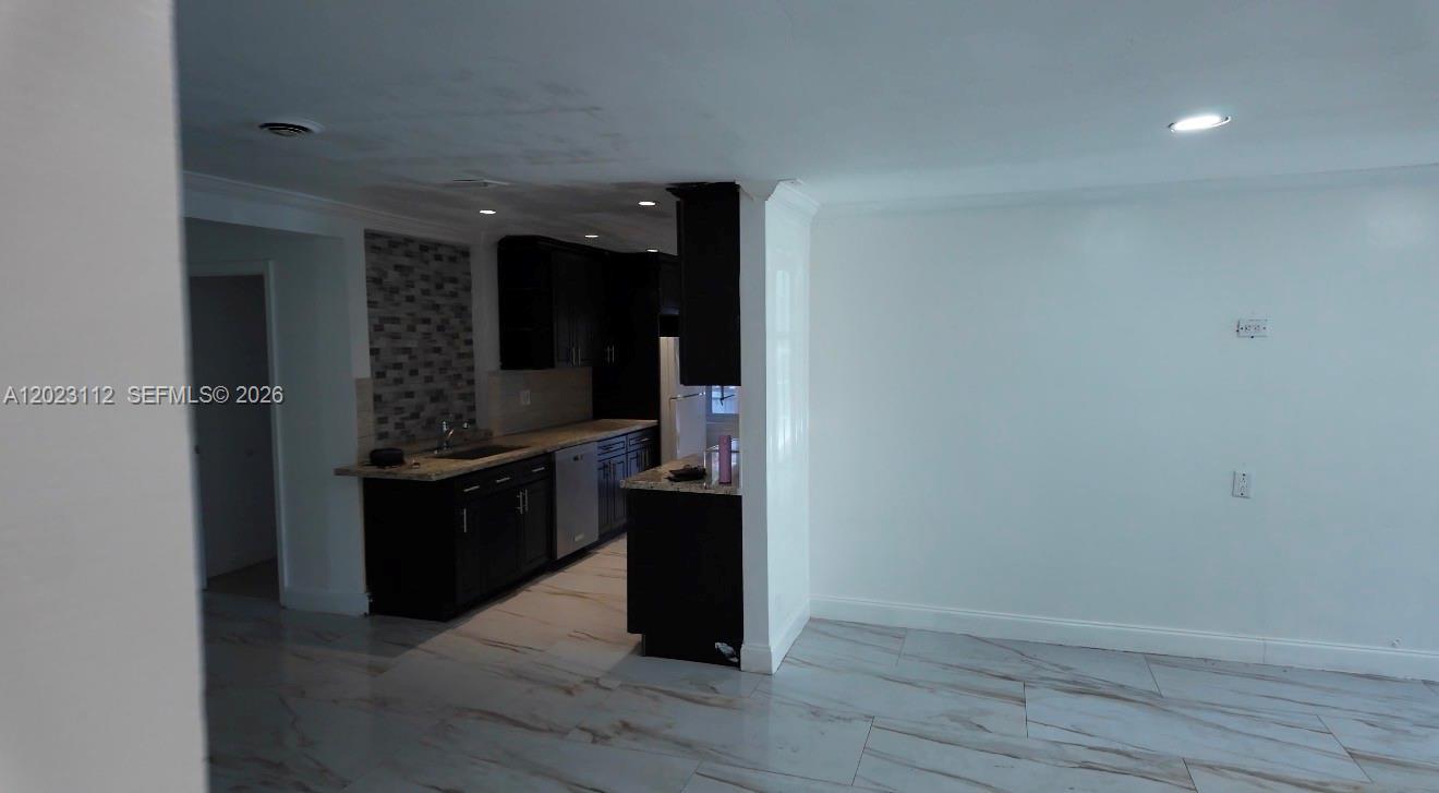 3601 NW 34th Ave, Lauderdale Lakes FL 33309