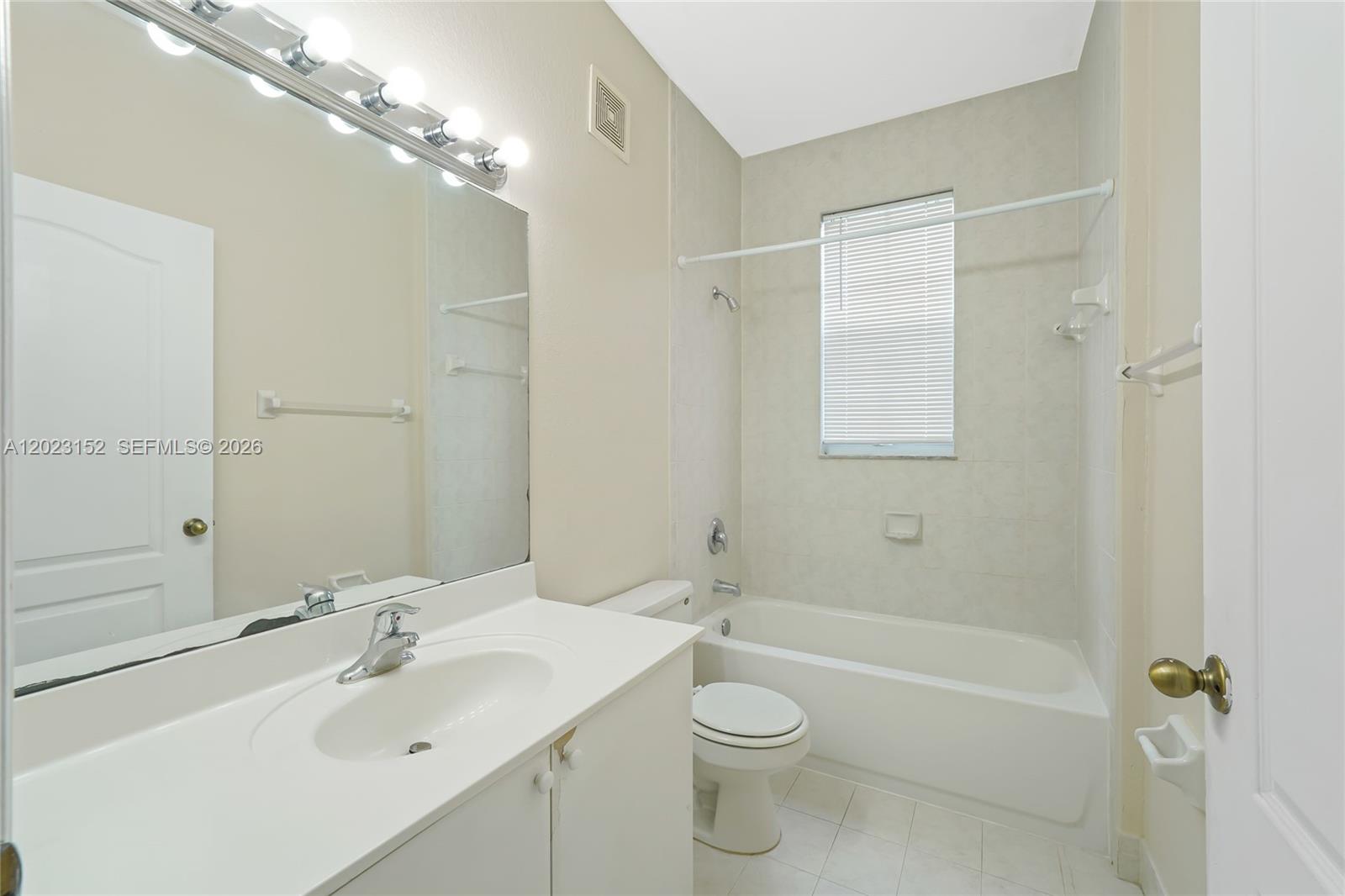 2524 SE 16th Rd #100, Homestead FL 33035