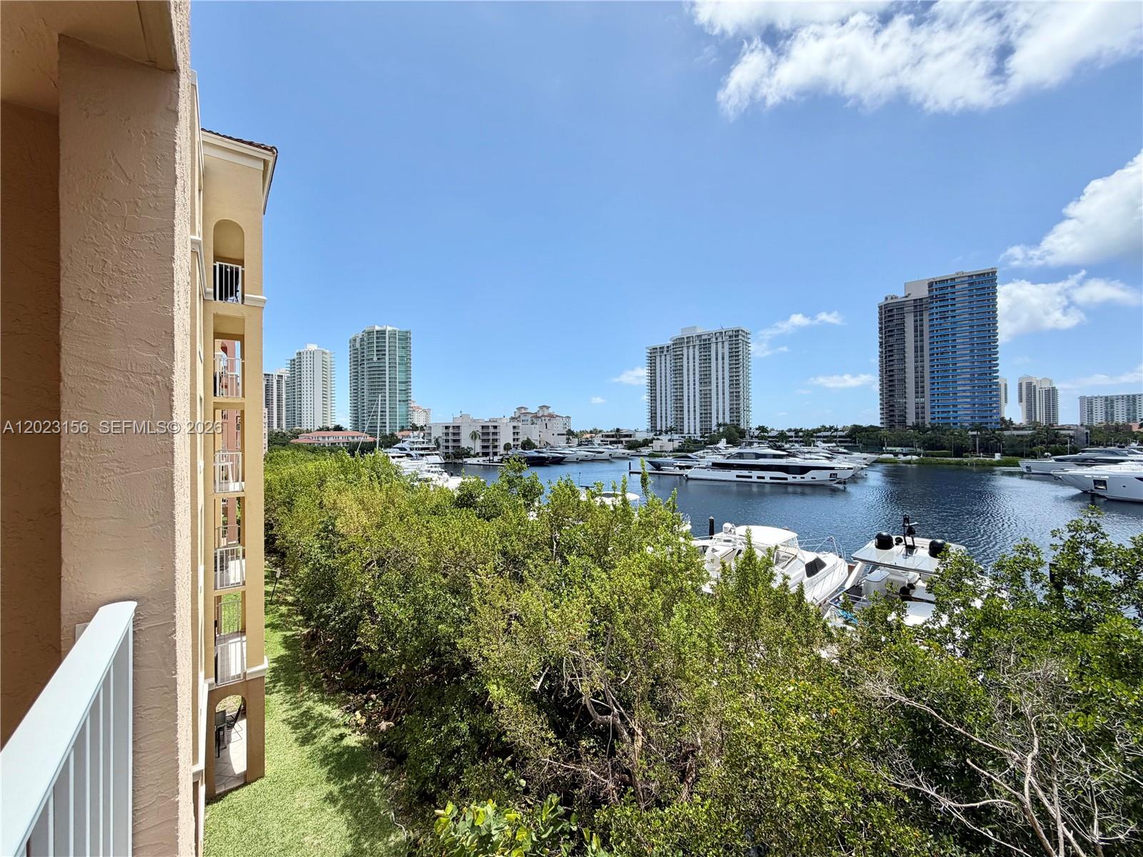 19877 E Country Club Dr #3408, Aventura FL 33180