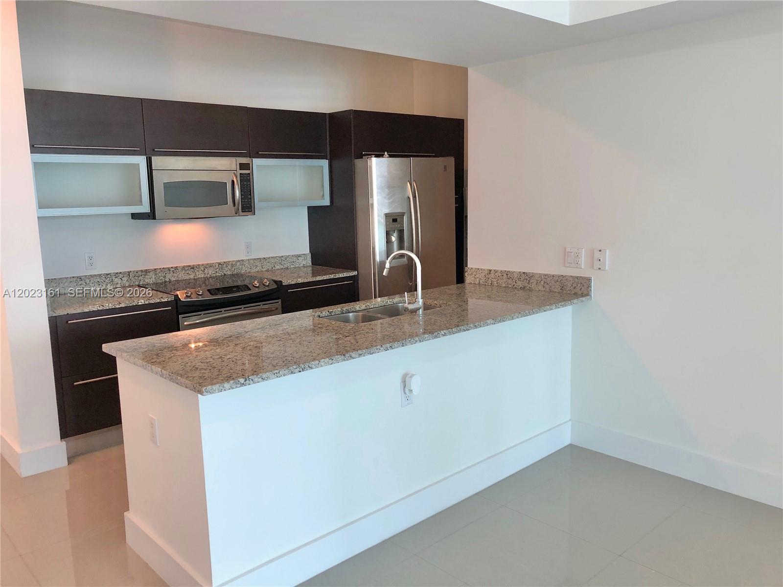 950 Brickell Bay Dr #1701, Miami FL 33131