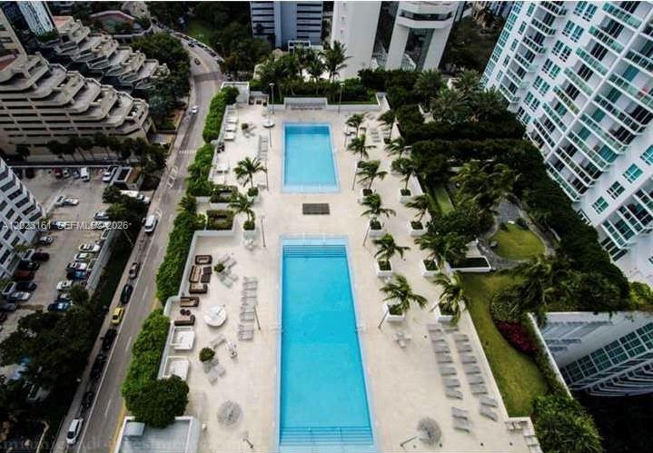 950 Brickell Bay Dr #1701, Miami FL 33131