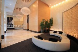 950 Brickell Bay Dr #1701, Miami FL 33131