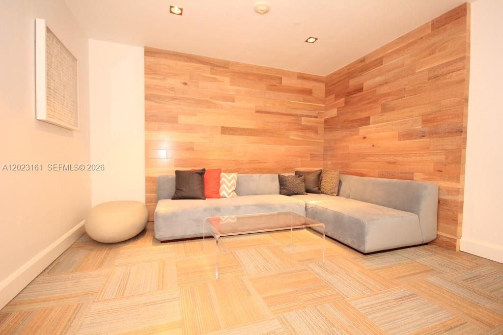 950 Brickell Bay Dr #1701, Miami FL 33131