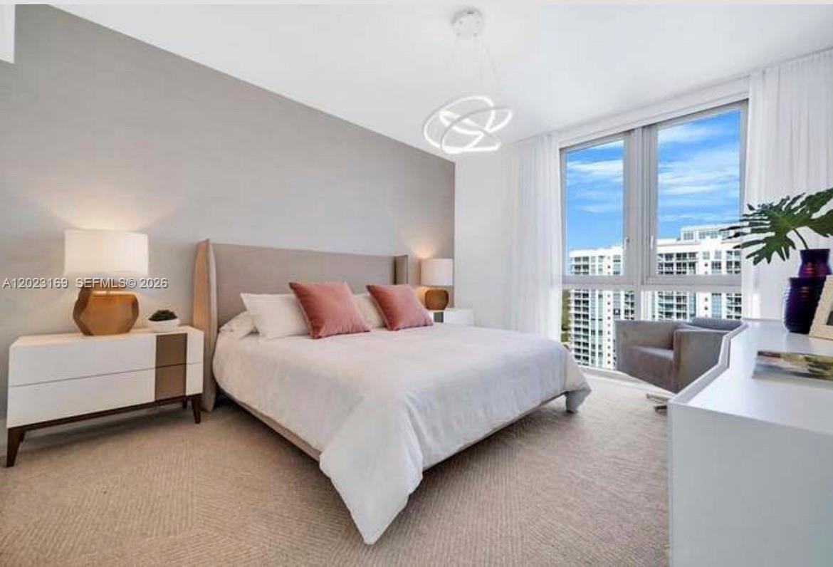 17111 Biscayne Blvd #2209, North Miami Beach FL 33160