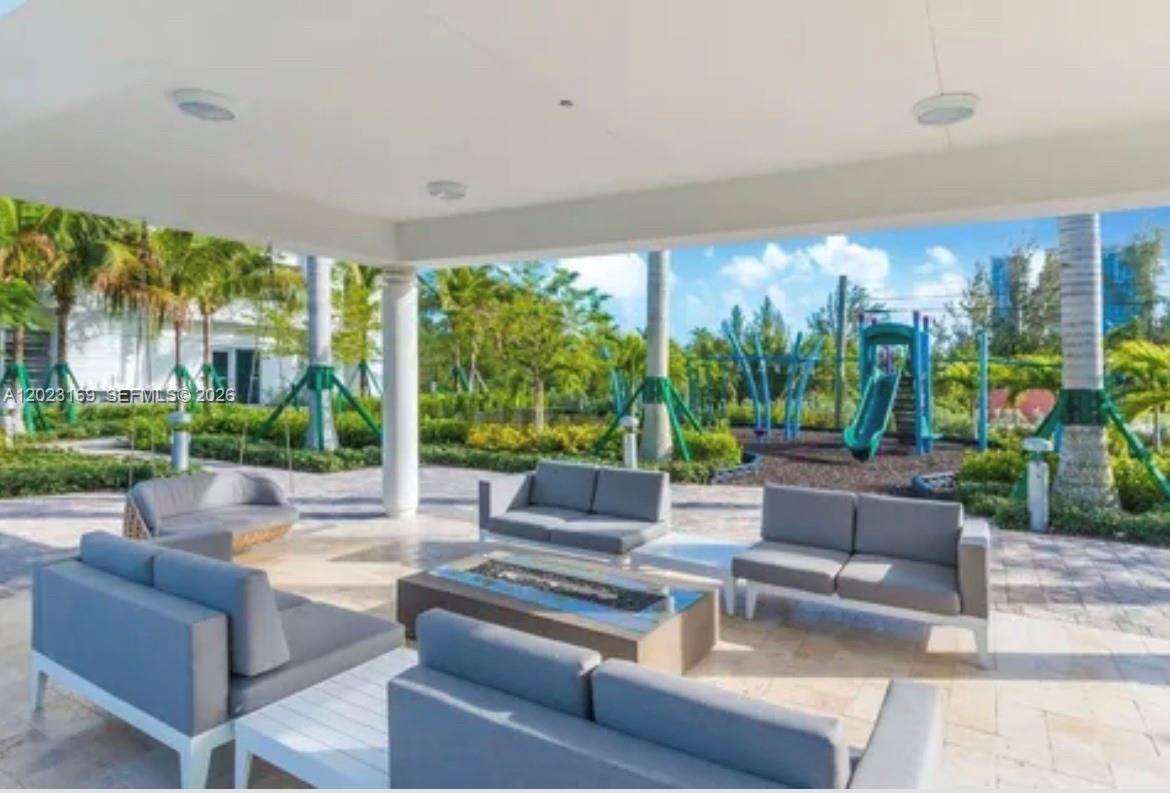 17111 Biscayne Blvd #2209, North Miami Beach FL 33160
