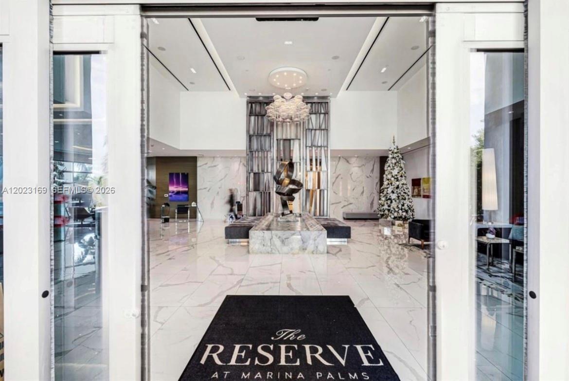17111 Biscayne Blvd #2209, North Miami Beach FL 33160