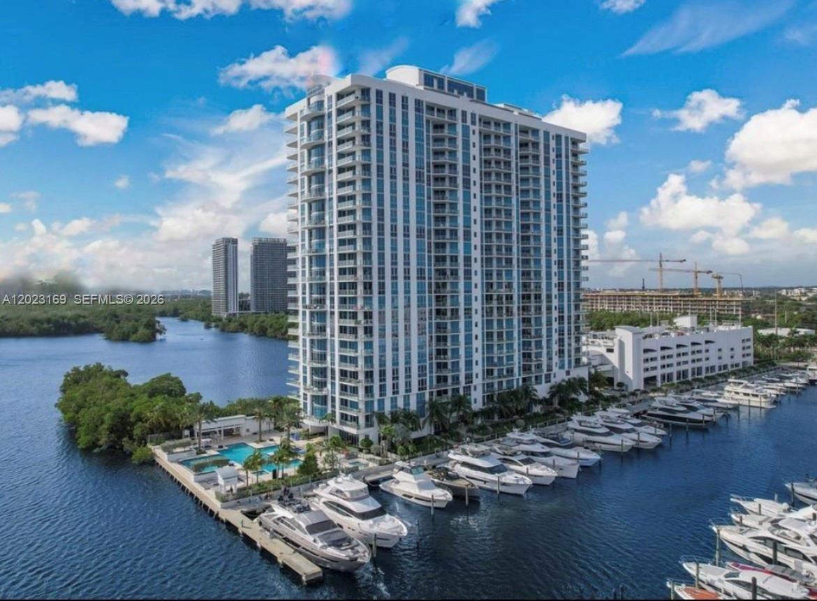 17111 Biscayne Blvd #2209, North Miami Beach FL 33160