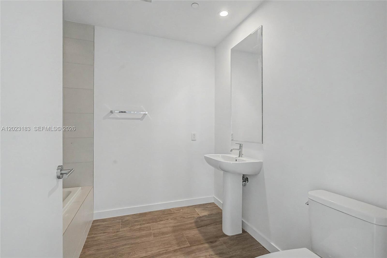 2900 NE 7th Ave #3107, Miami FL 33137