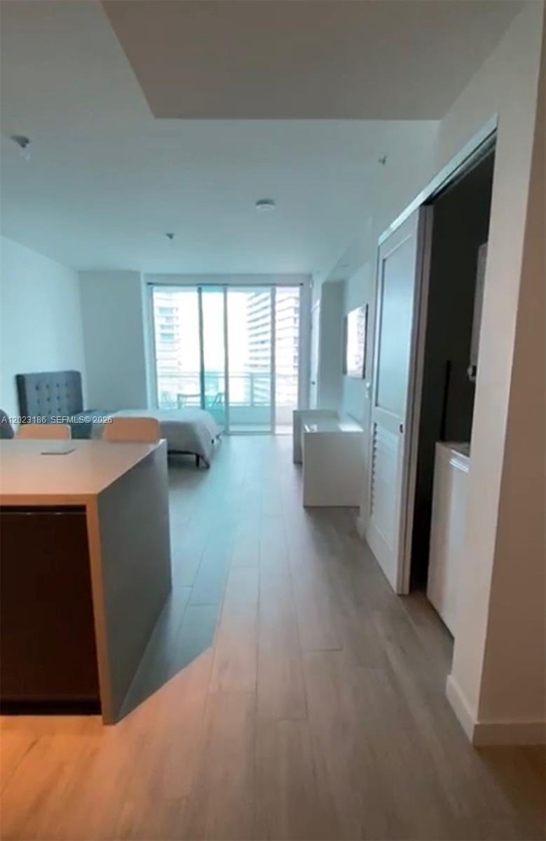 1080 Brickell Ave #2405, Miami FL 33131