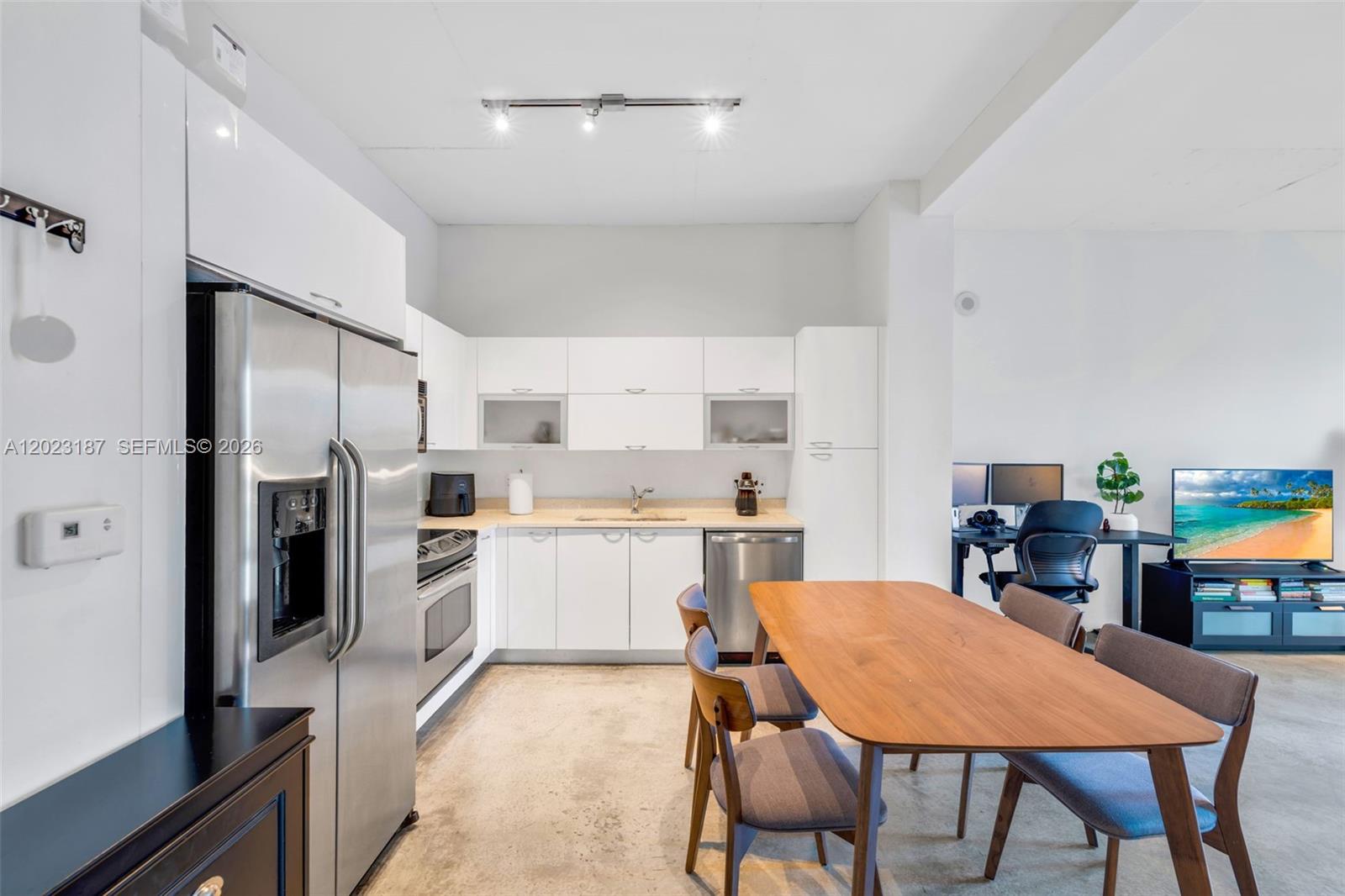 234 NE 3rd St #1108, Miami FL 33132