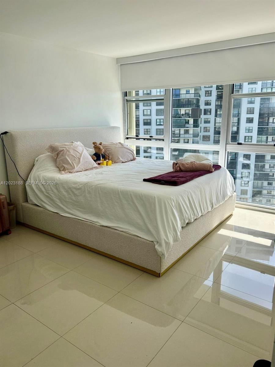 2451 Brickell Ave #16J, Miami FL 33129