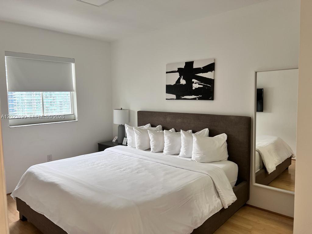 185 SE 14th Ter #2809, Miami FL 33131