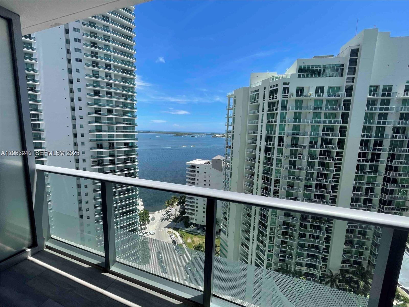 1300 Brickell Bay Dr #2304, Miami FL 33131