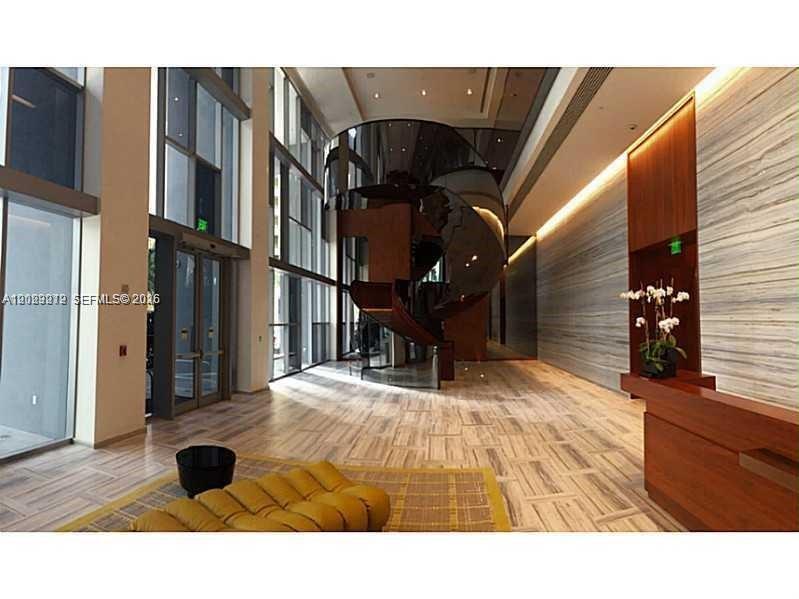 1300 Brickell Bay Dr #2304, Miami FL 33131