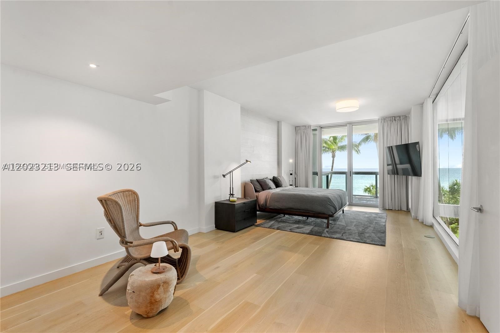 6899 Collins Ave #202, Miami Beach FL 33141