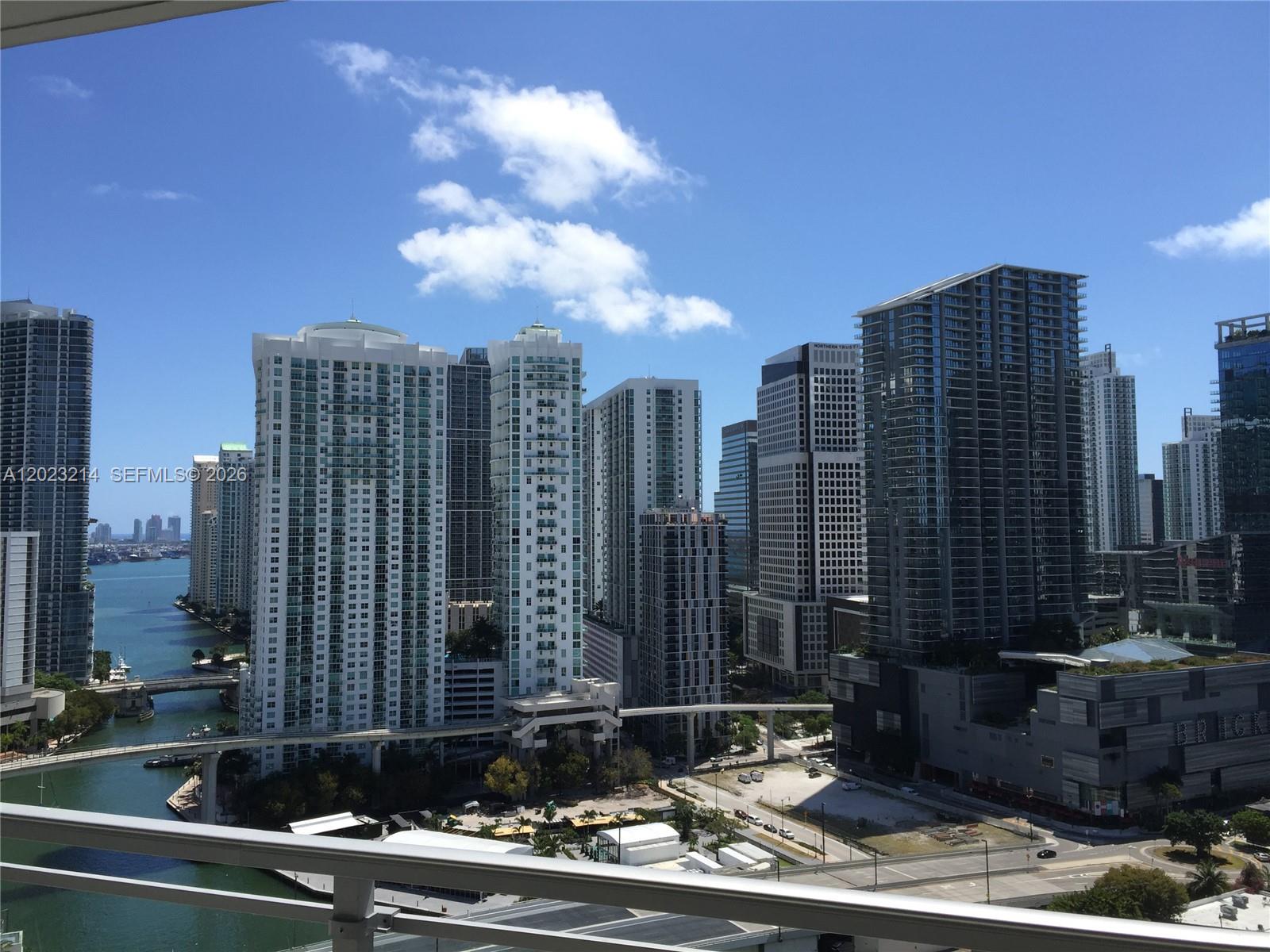 90 SW 3 ST #2614, Miami FL 33130