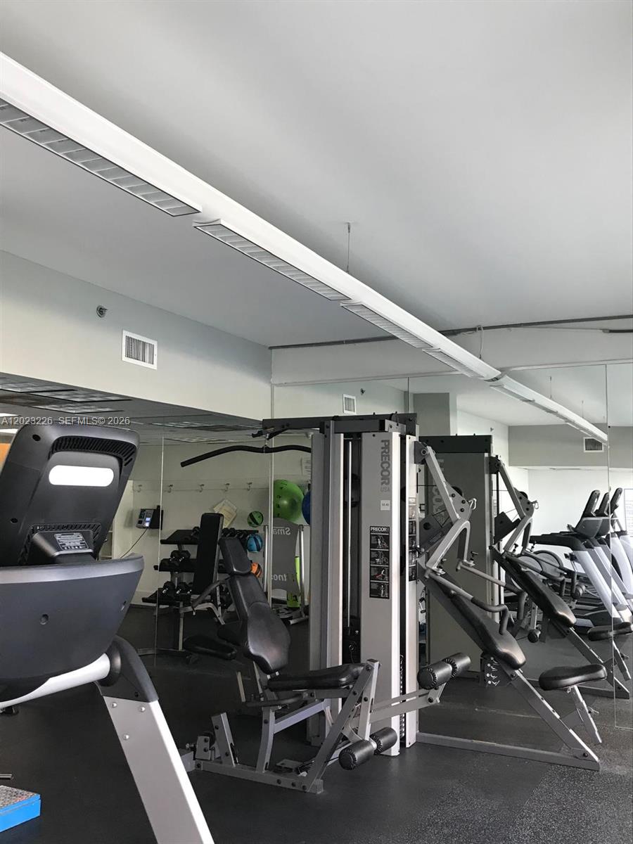 200 SE 15th Rd #7G, Miami FL 33129