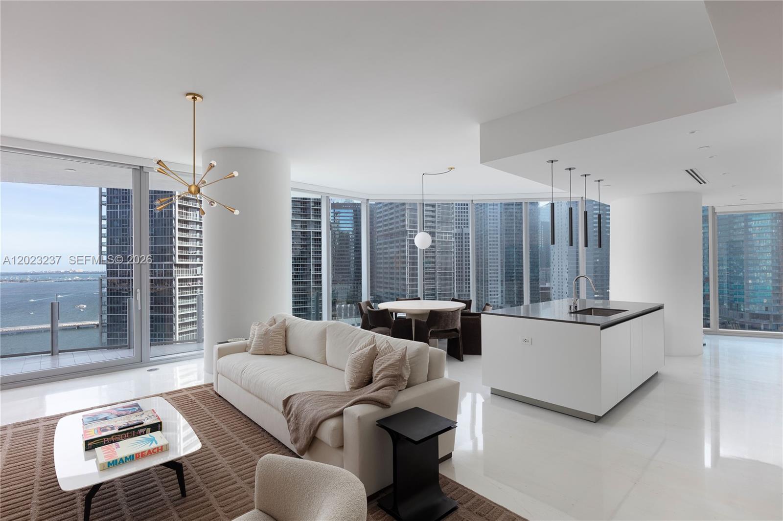 300 S Biscayne Blvd Way #2107, Miami FL 33131