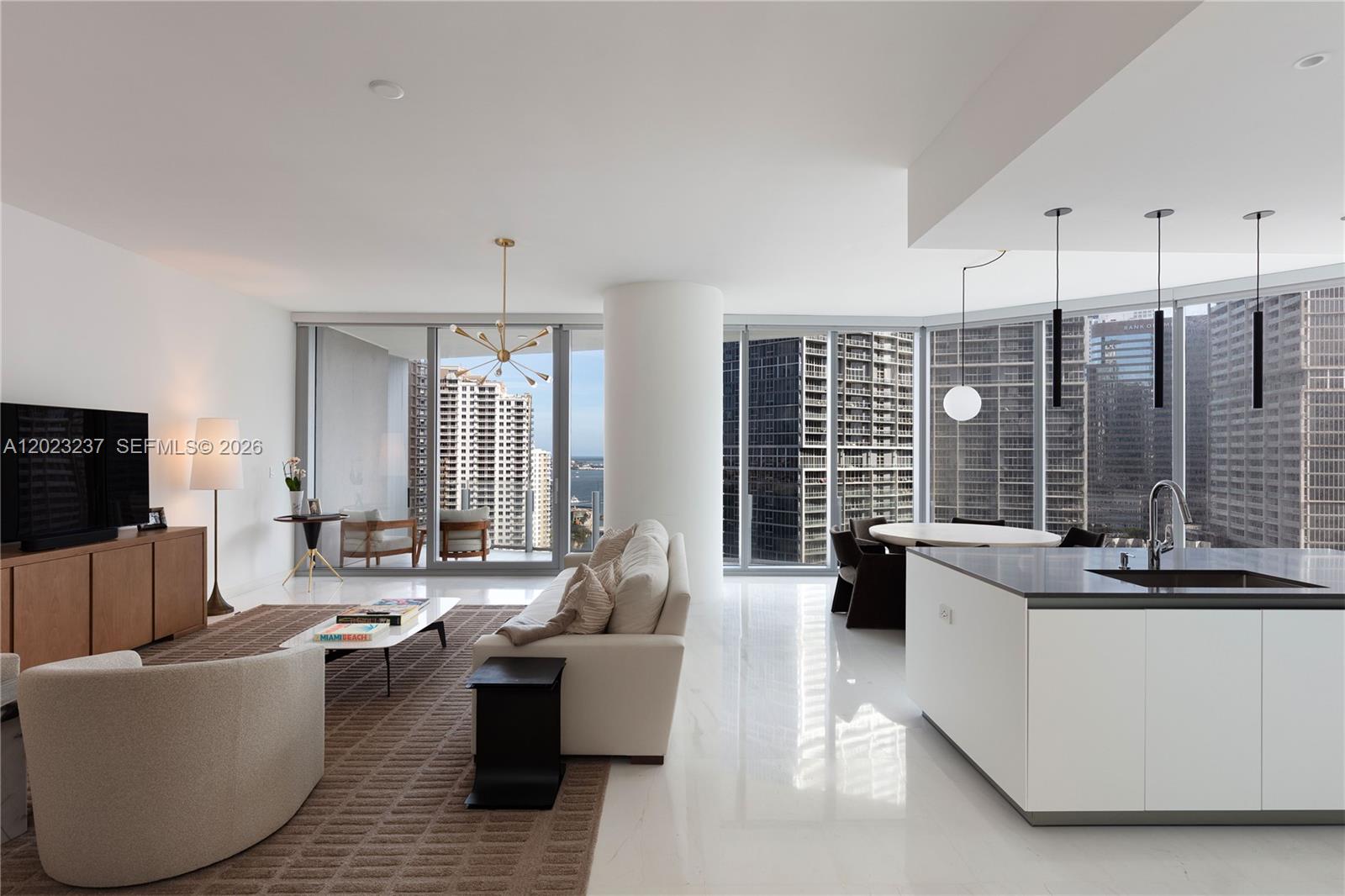 300 S Biscayne Blvd Way #2107, Miami FL 33131