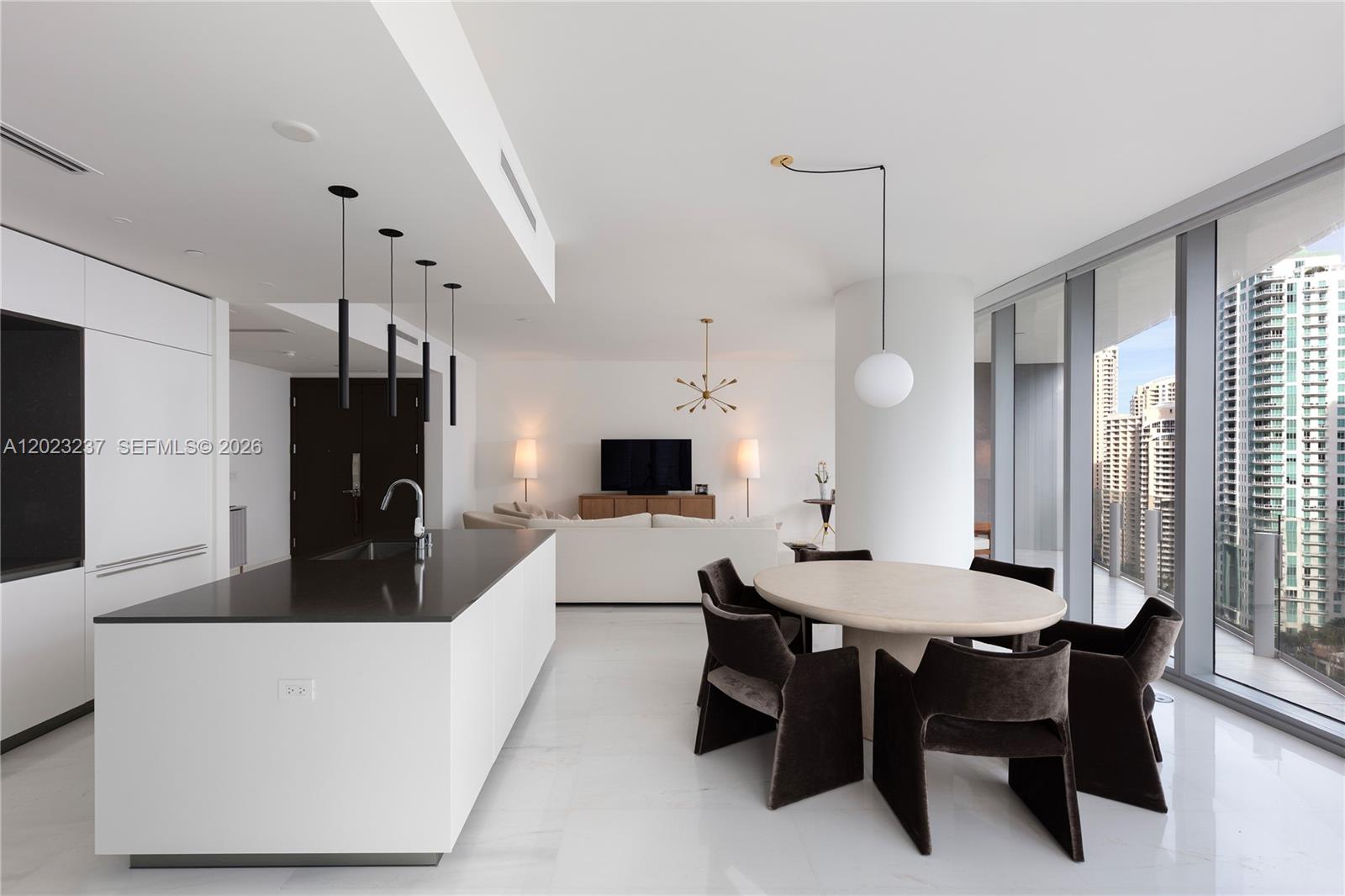300 S Biscayne Blvd Way #2107, Miami FL 33131