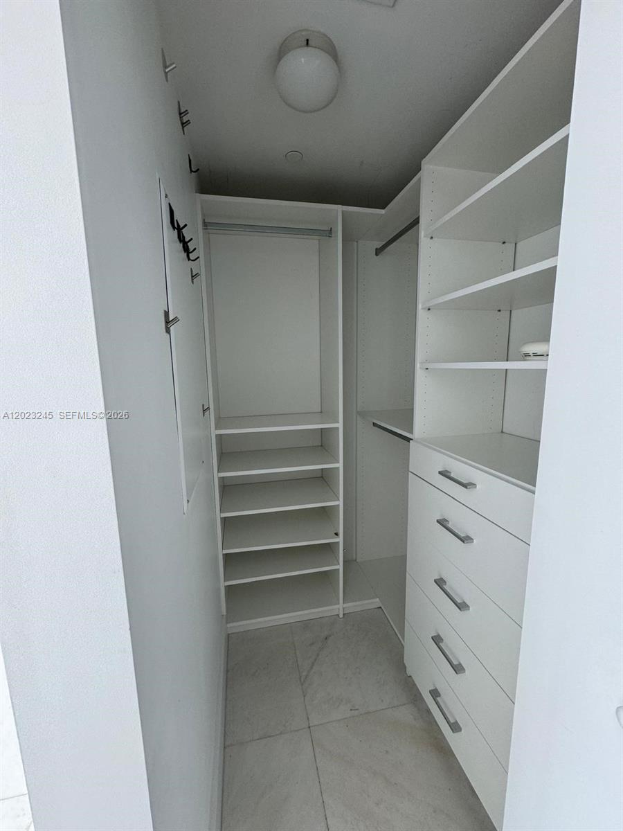 1300 S Miami Ave #4001, Miami FL 33130