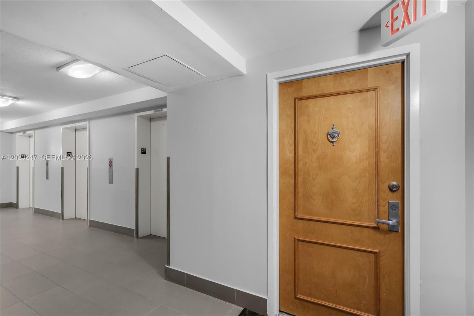 1200 Brickell Bay Dr #2915, Miami FL 33131