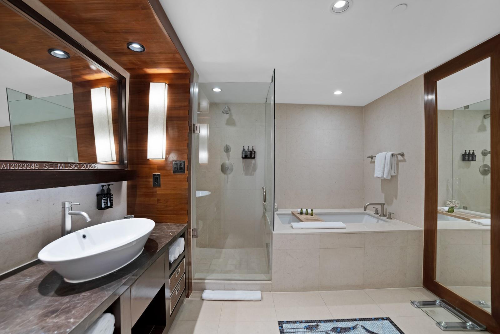 6801 Collins Ave #705 (Door 722), Miami Beach FL 33141