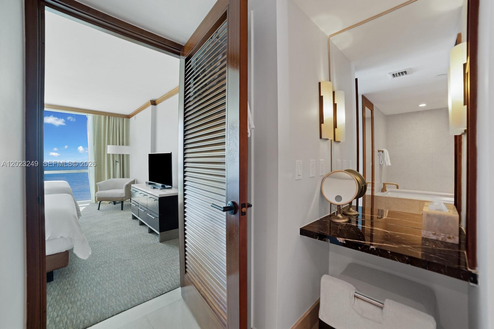 6801 Collins Ave #705 (Door 722), Miami Beach FL 33141
