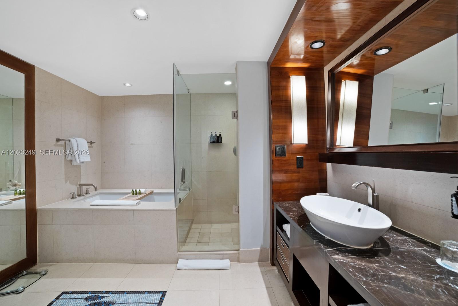 6801 Collins Ave #705 (Door 722), Miami Beach FL 33141