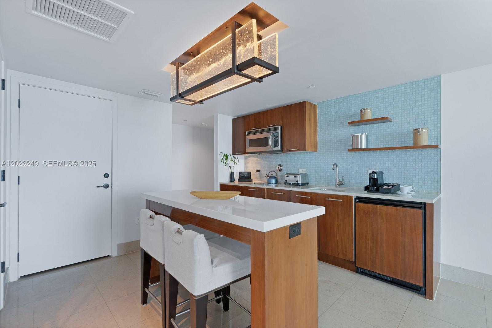 6801 Collins Ave #705 (Door 722), Miami Beach FL 33141