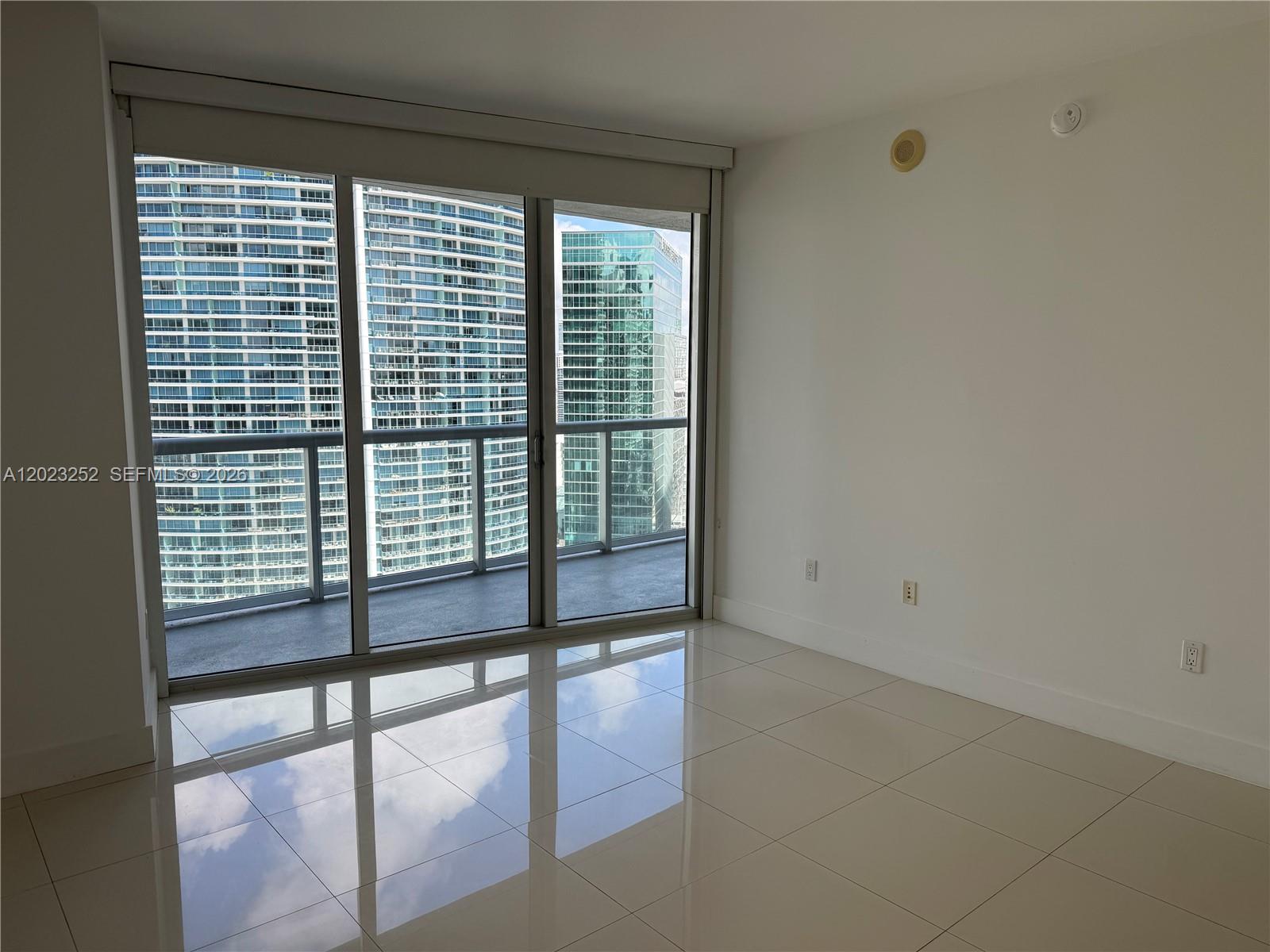 465 Brickell Ave #3906, Miami FL 33131