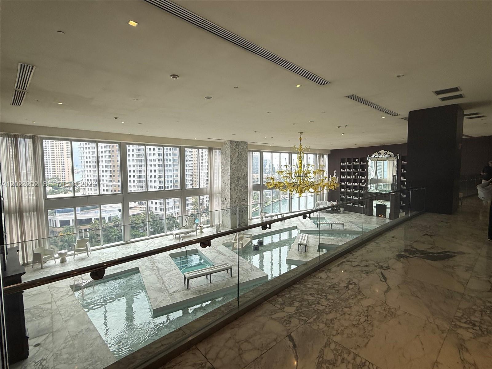 465 Brickell Ave #3906, Miami FL 33131