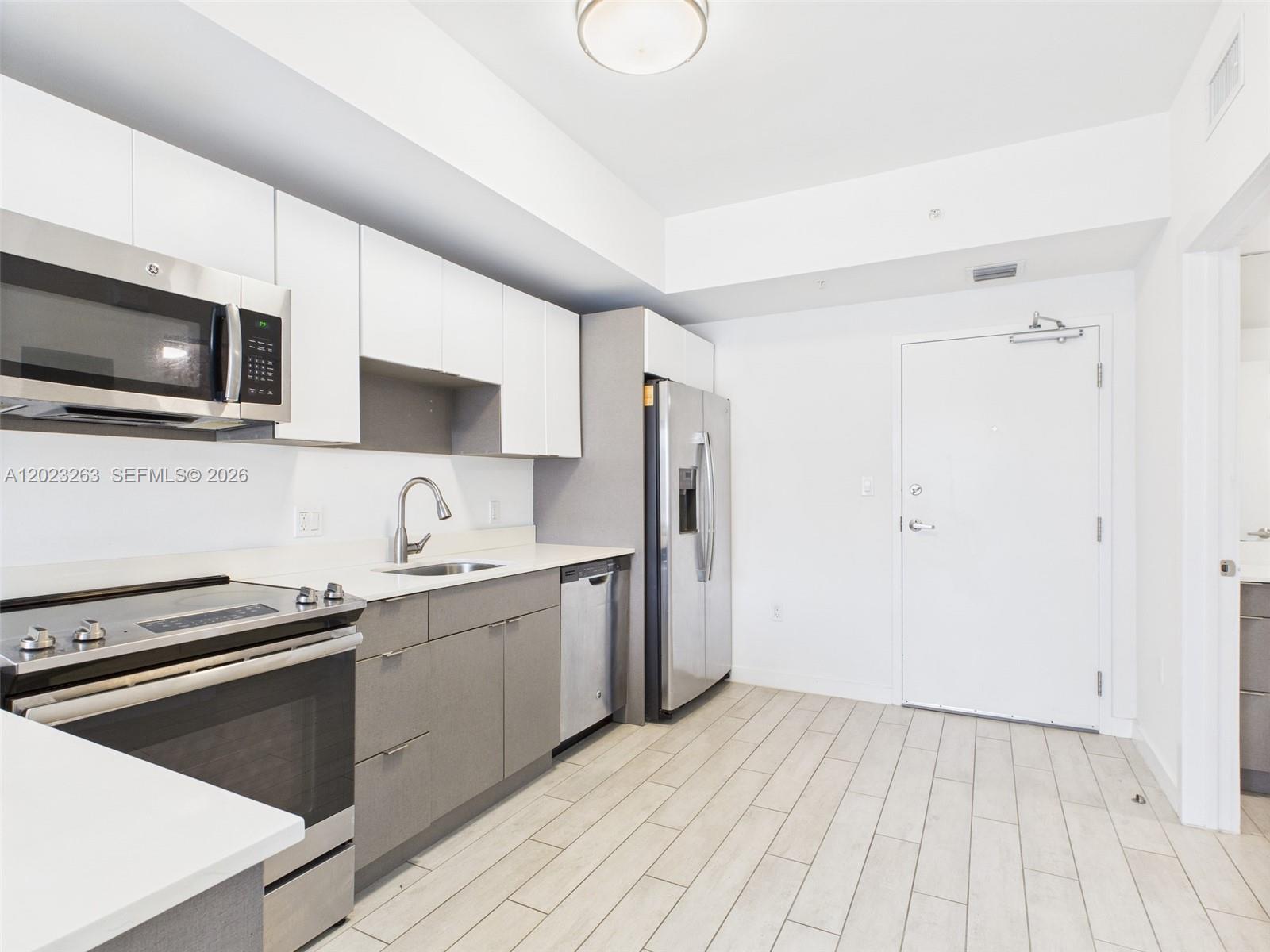 321 NE 26th St #802, Miami FL 33137