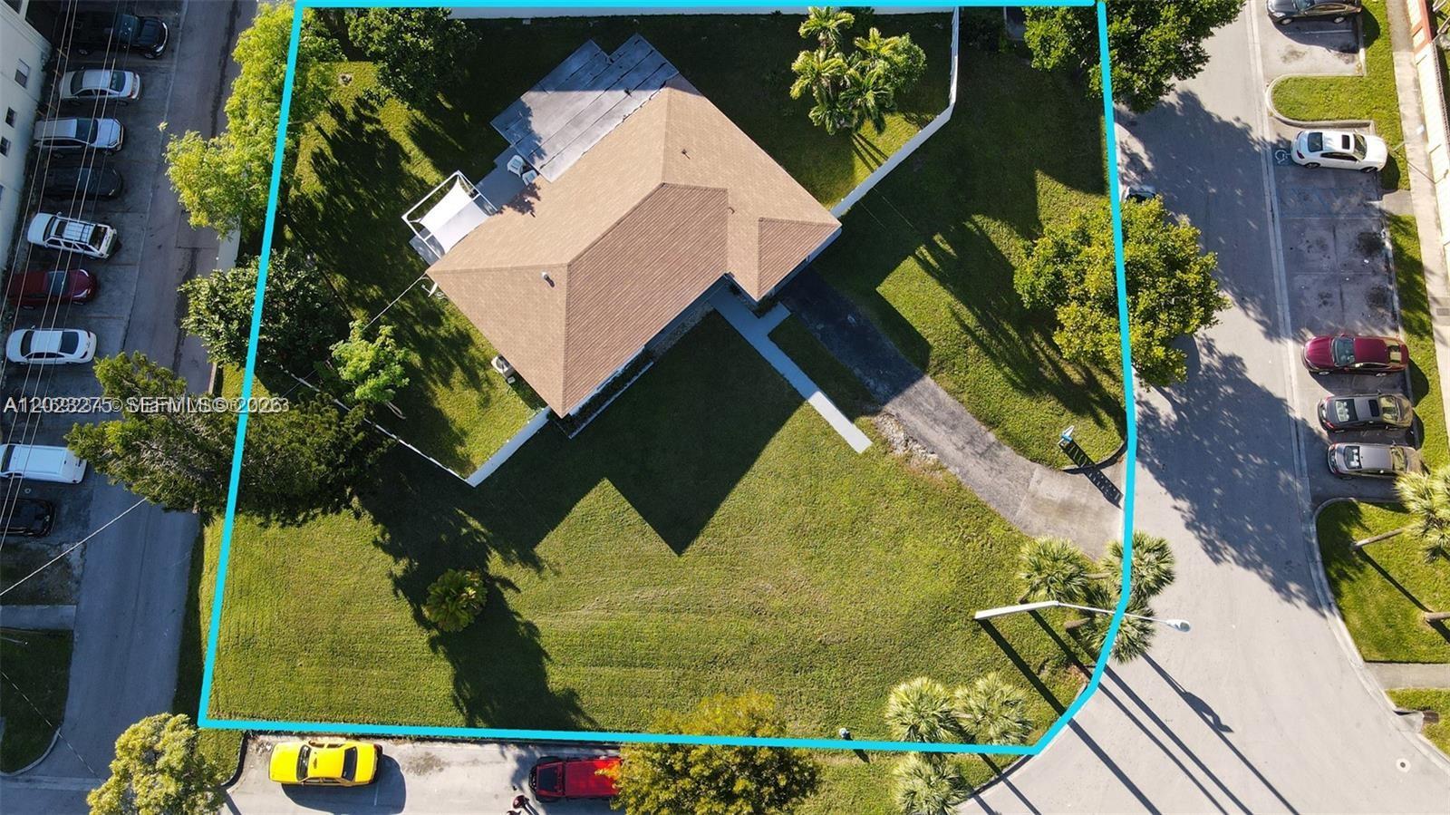 2190 NE 169th St, North Miami Beach FL 33162