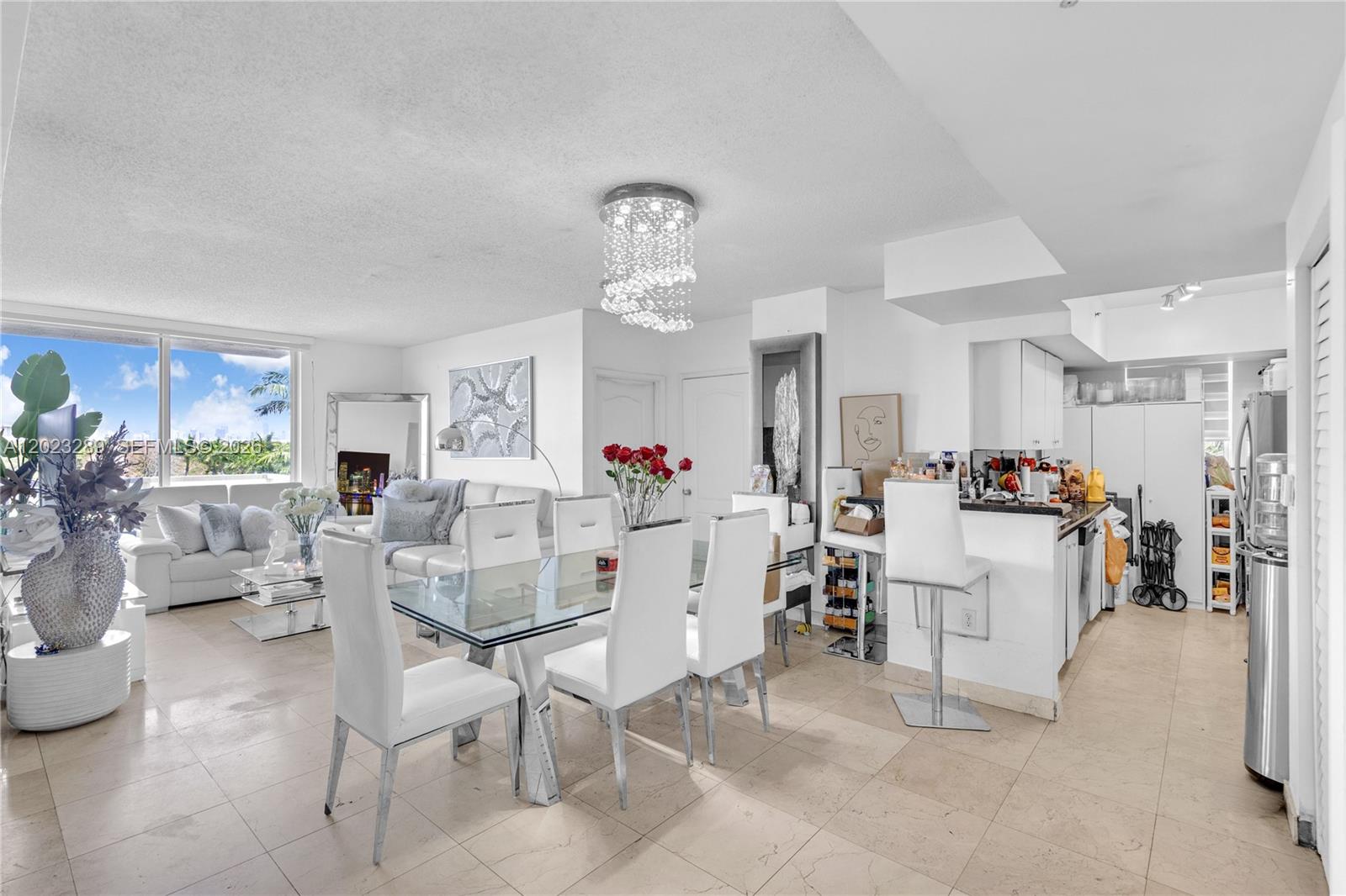 5077 NW 7th St #517, Miami FL 33126