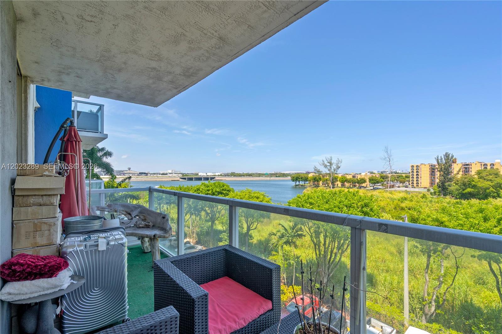 5077 NW 7th St #517, Miami FL 33126