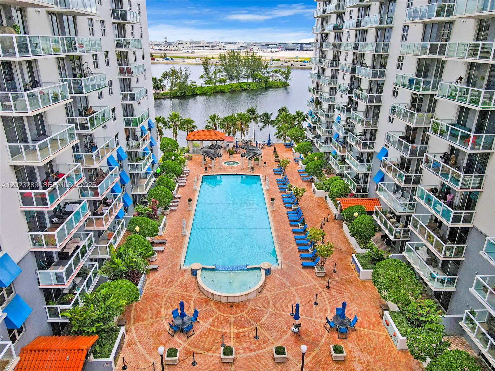 5077 NW 7th St #517, Miami FL 33126