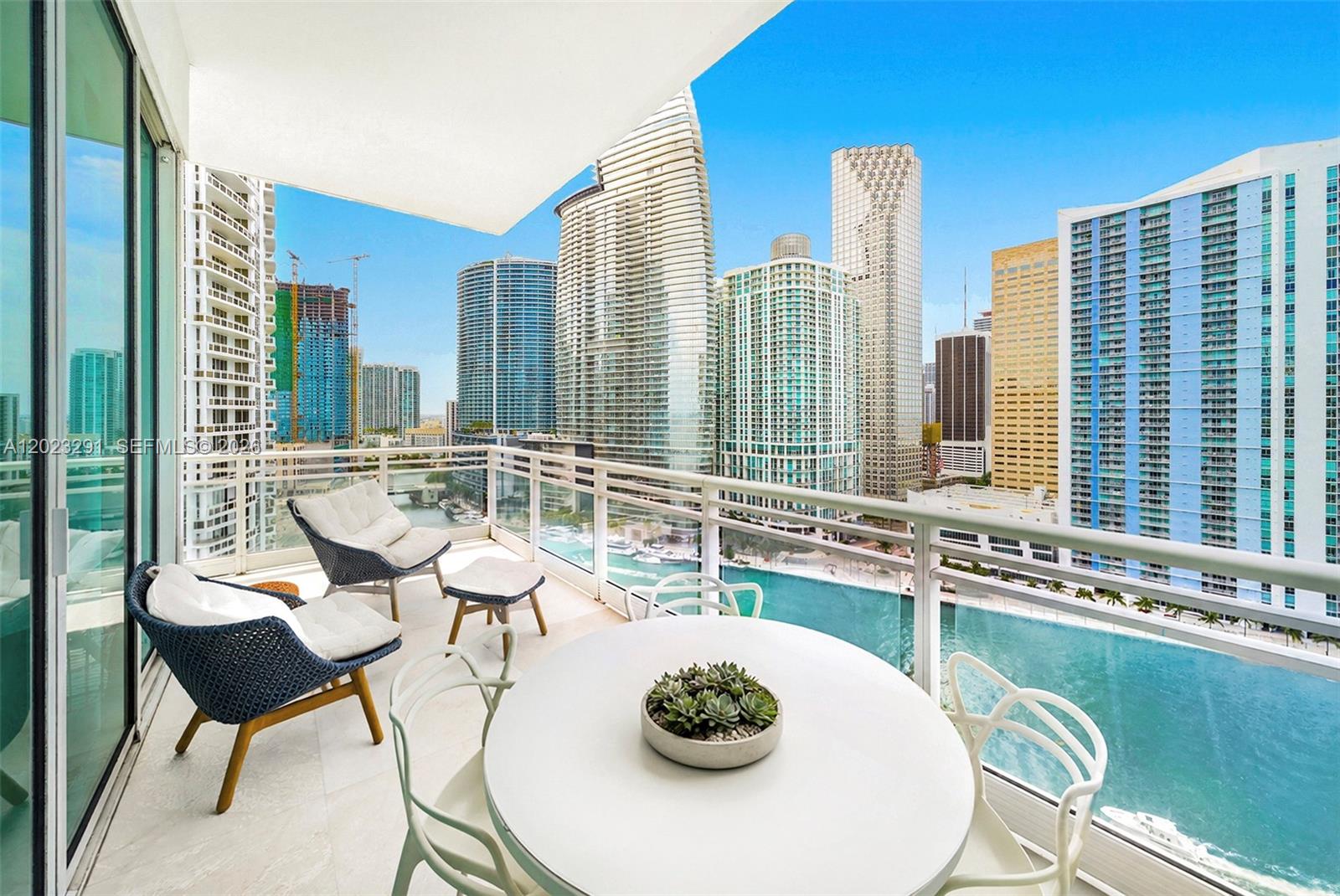 900 Brickell Key Blvd #1801, Miami FL 33131