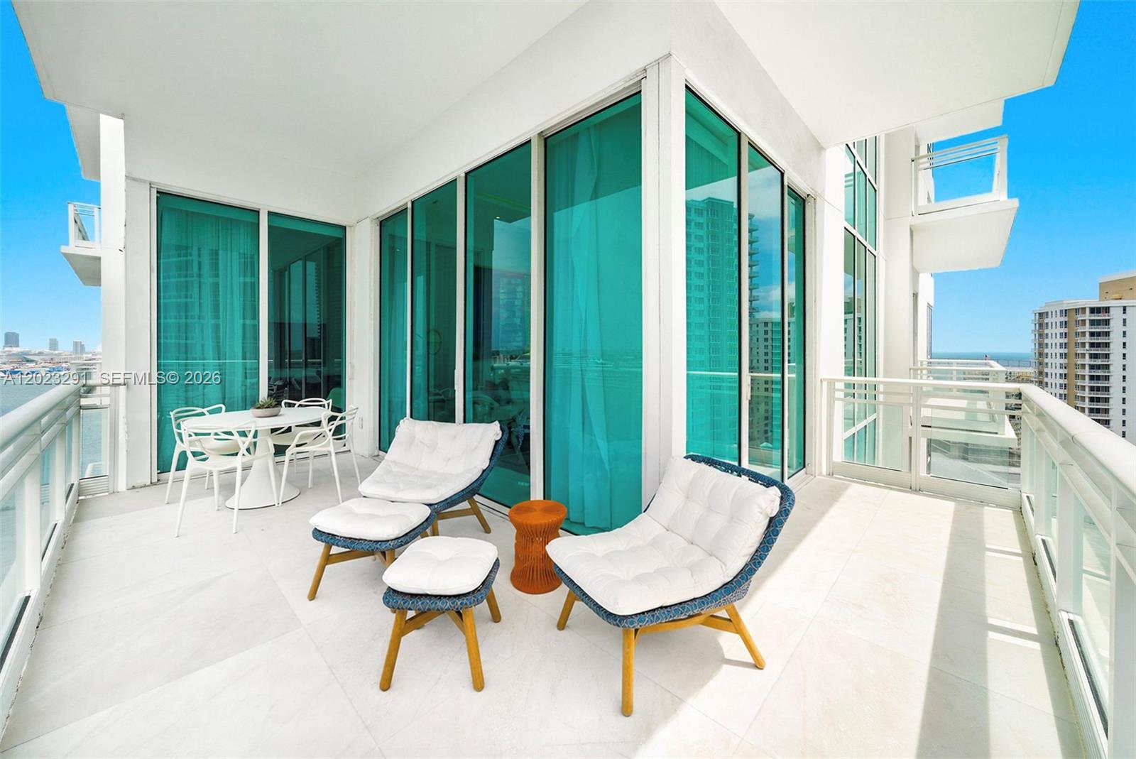 900 Brickell Key Blvd #1801, Miami FL 33131